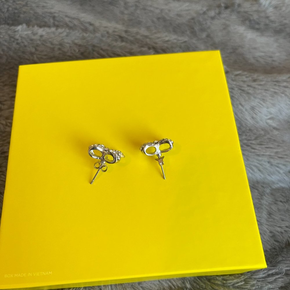 Vintage Rhinestone Bow Earring Set, Silver - Picture 4 of 5